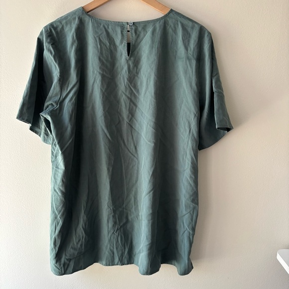 New Womens Eileen Fisher Round Neck Boxy Dragonfly Short Sleeve Top Blouse Sz L - Picture 4 of 7